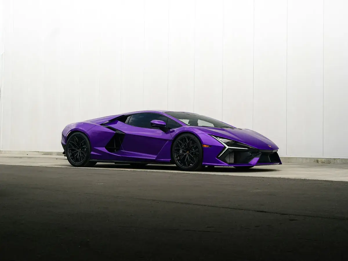 Lamborghini Revuelto